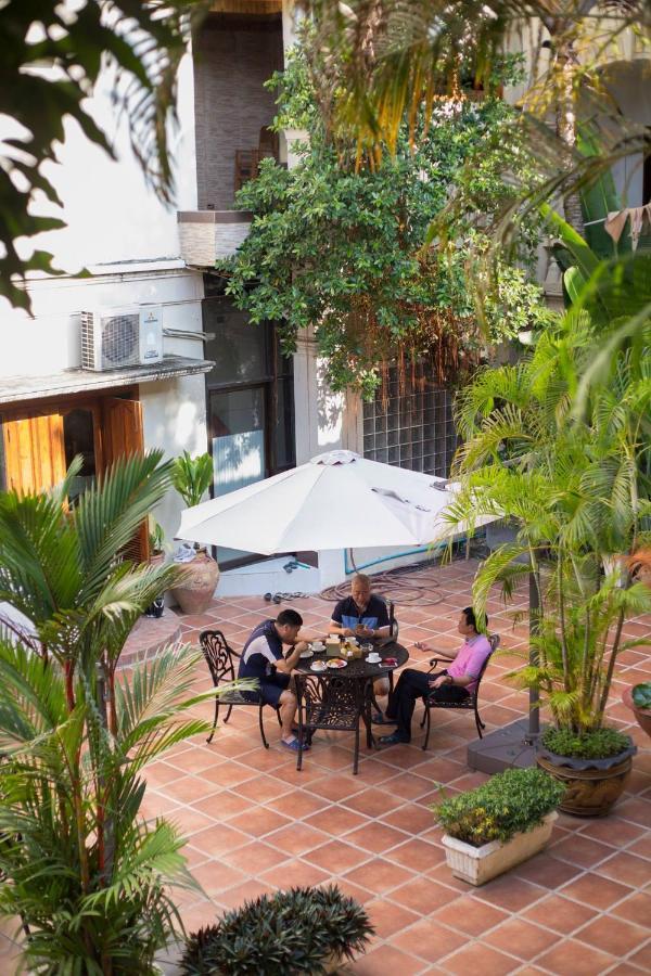 Mali Namphu Hotel Вьентьян Экстерьер фото