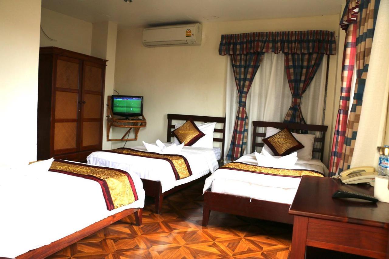 Mali Namphu Hotel Вьентьян Экстерьер фото