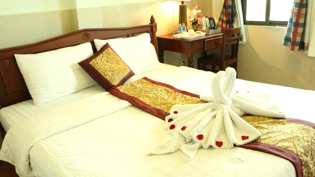 Mali Namphu Hotel Вьентьян Экстерьер фото