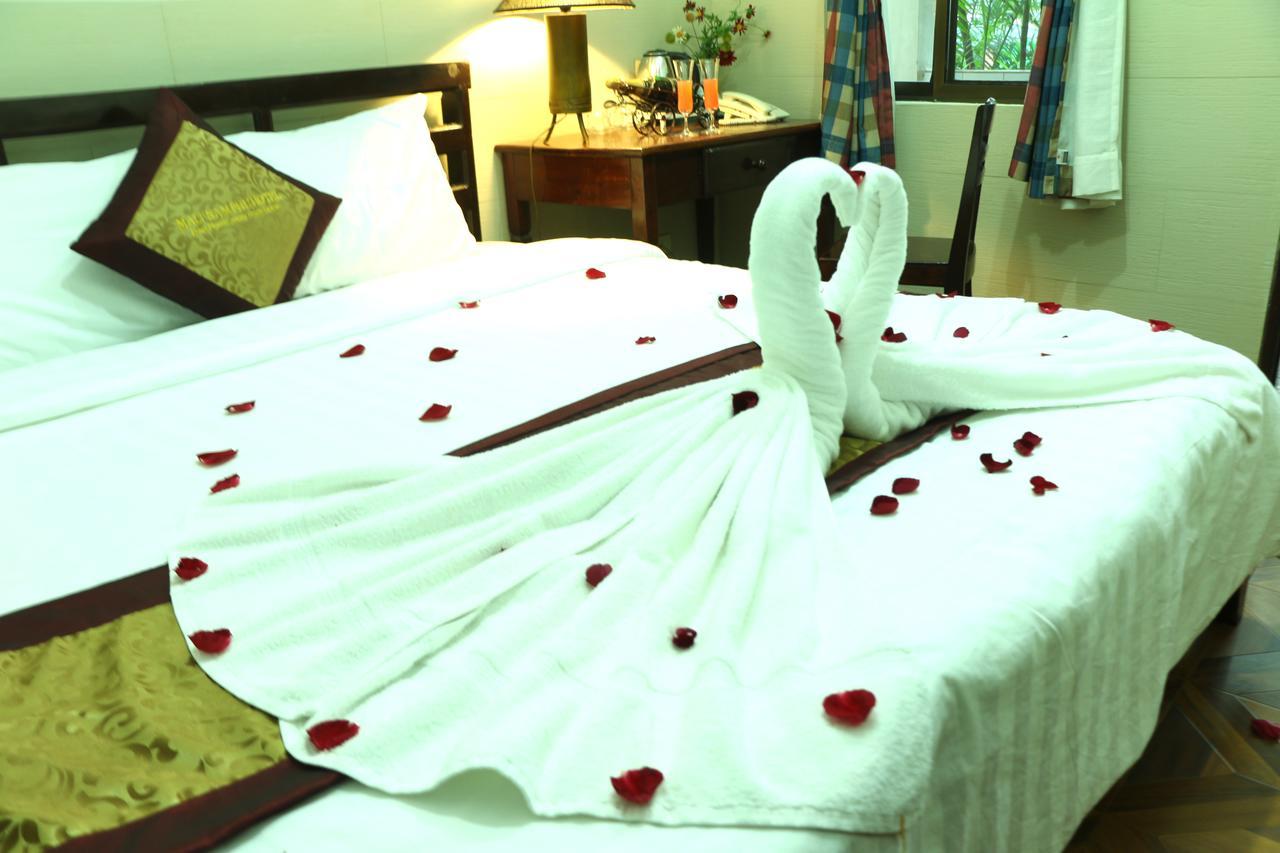 Mali Namphu Hotel Вьентьян Экстерьер фото