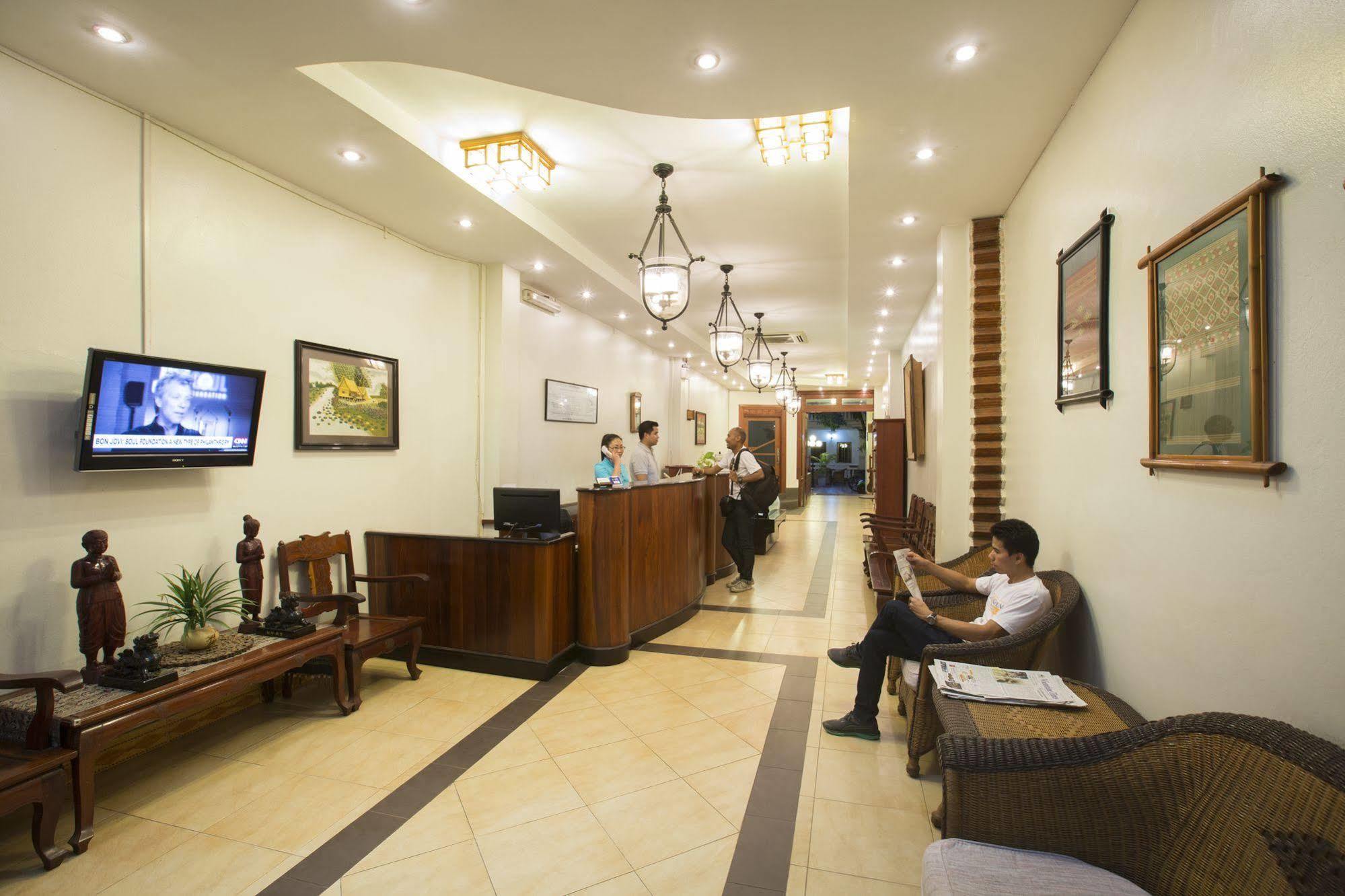Mali Namphu Hotel Вьентьян Экстерьер фото