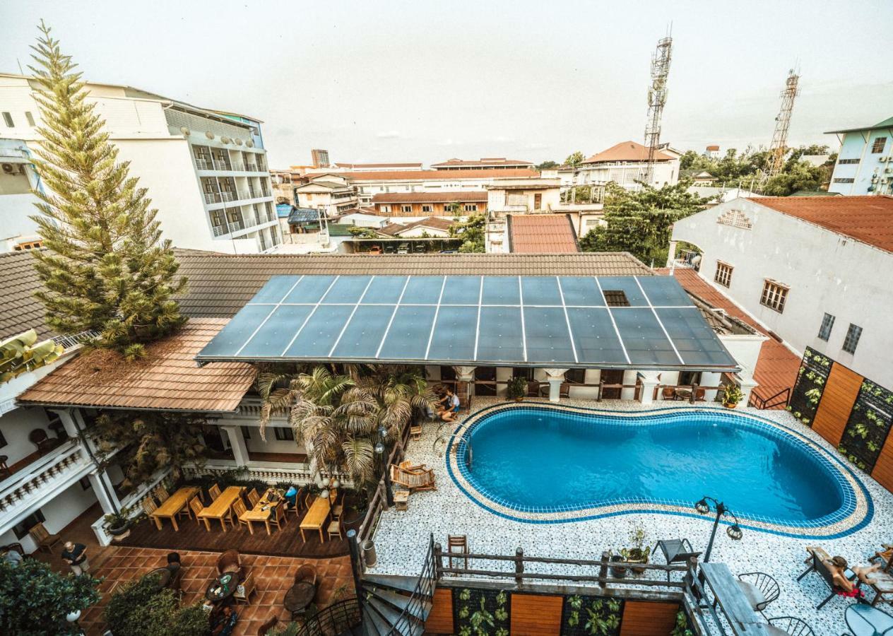 Mali Namphu Hotel Вьентьян Экстерьер фото