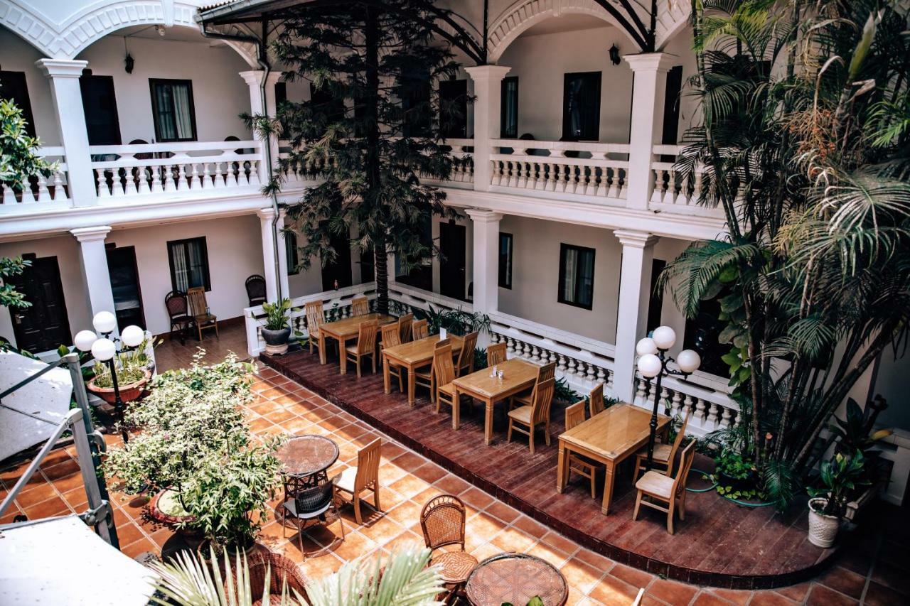 Mali Namphu Hotel Вьентьян Экстерьер фото